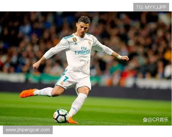 16号球星领衔足球新风潮 聚焦赛场上的独特魅力与非凡表现