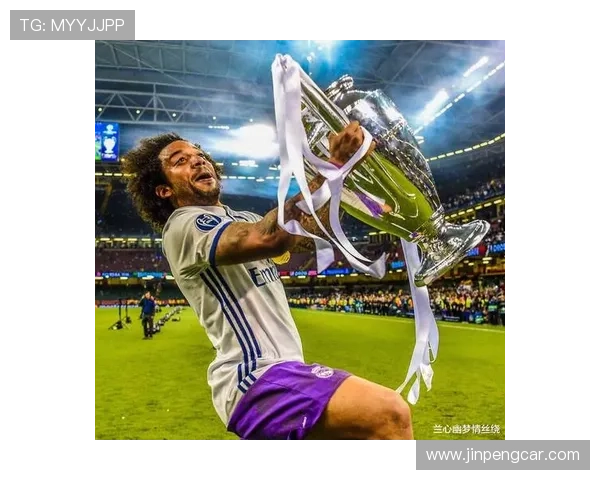 17号球星闪耀绿茵场 世界足球的未来之星与传奇故事