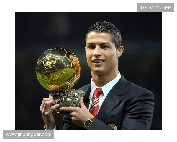 聚焦当代足球球星选项探索绿茵巨星荣耀与未来发展